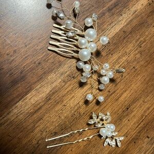 Elegant Pearl and Gold Hair Accessory Set